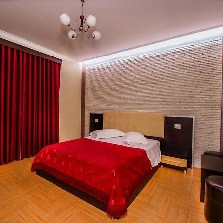 Fieri International Hotel Εξωτερικό φωτογραφία