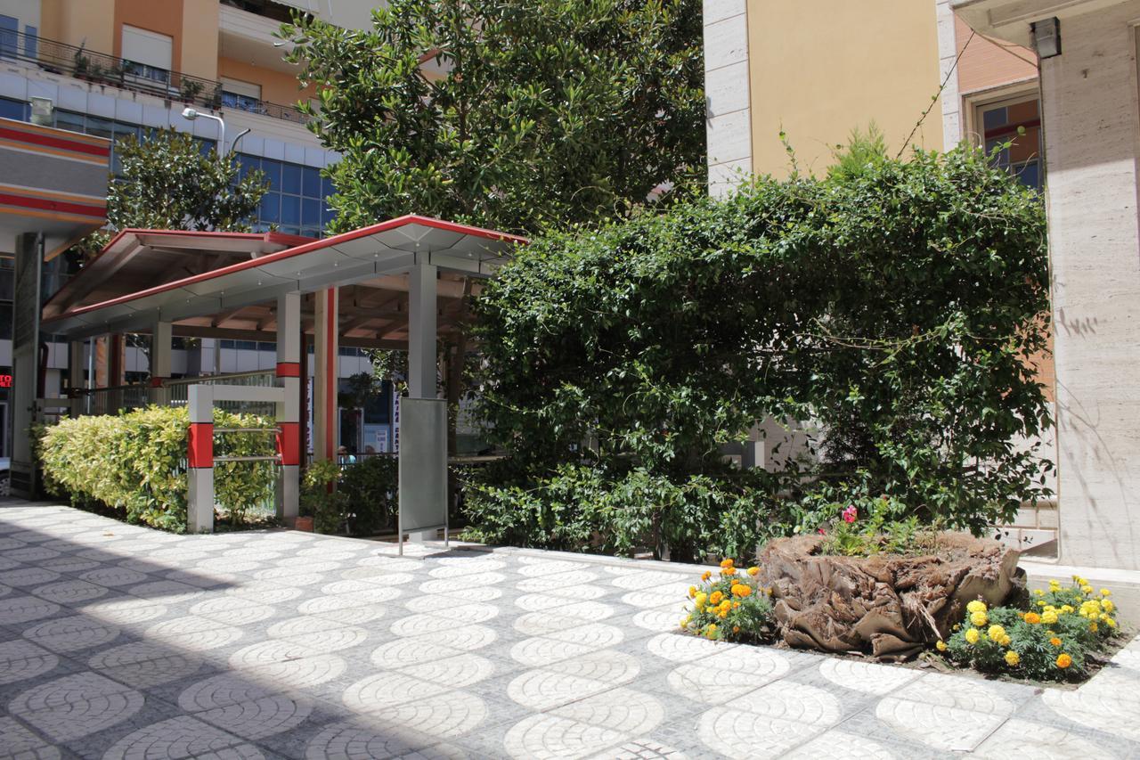 Fieri International Hotel Εξωτερικό φωτογραφία