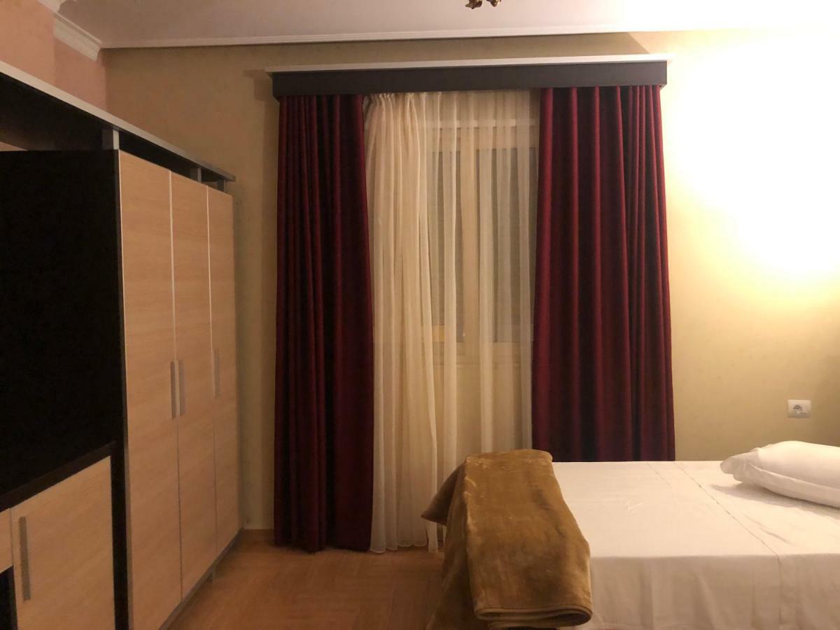 Fieri International Hotel Εξωτερικό φωτογραφία