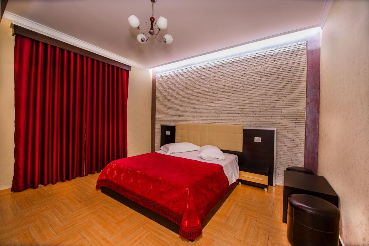 Fieri International Hotel Εξωτερικό φωτογραφία